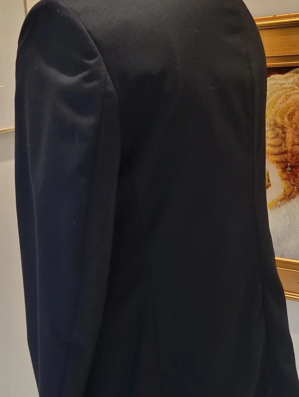 STAFFORD TUXEDO JACKET ONE SATIN BUTN FRONT-4 @ CUFFS SIZE 40 S 30